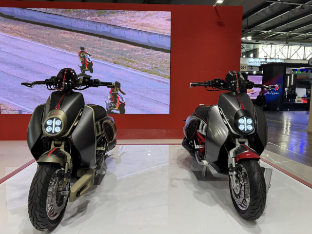 Dragster Roadster 400 Limited dang tren duong ve Viet Nam Thu choi moi danh cho gioi suu tam - 15