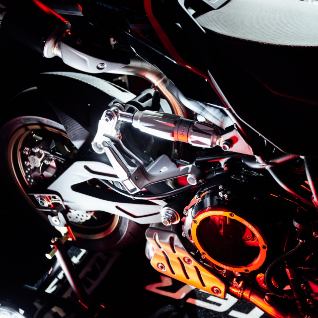 Sieu pham xe ga danh cho gioi suu tam Italjet Dragster 700 Twin dang tren duong ve Viet Nam - 7