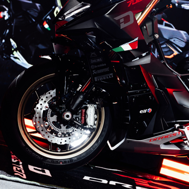 Sieu pham xe ga danh cho gioi suu tam Italjet Dragster 700 Twin dang tren duong ve Viet Nam - 9