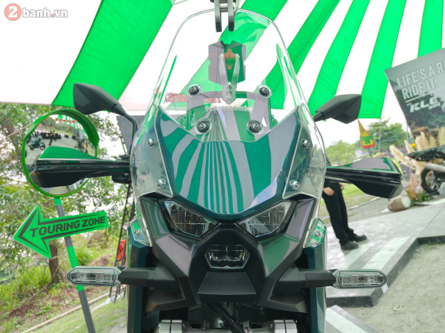 Can canh Kawasaki KLE 500 vua ra mat o nuoc ta voi 2 phien ban voi gia ban rat canh tranh - 8