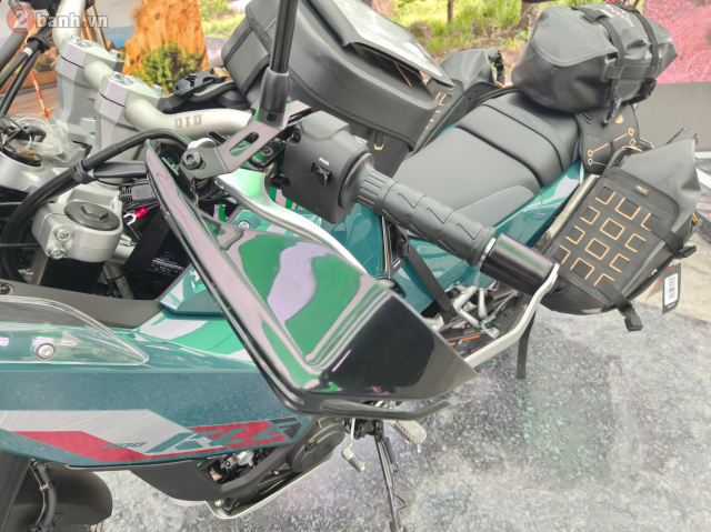 Can canh Kawasaki KLE 500 vua ra mat o nuoc ta voi 2 phien ban voi gia ban rat canh tranh - 29