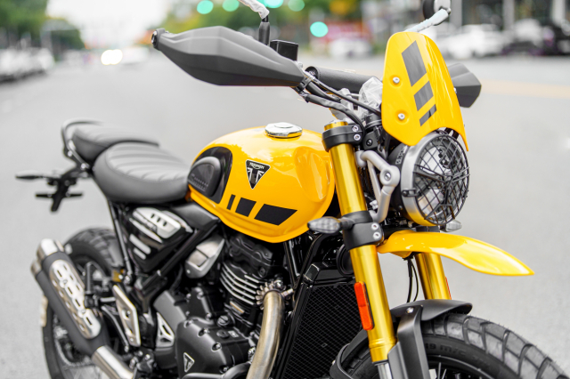 Can canh Triumph Scrambler 400 XC 2026 vua mo ban tai Viet Nam voi muc gia hap dan - 5