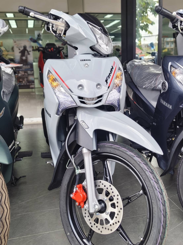 Hinh anh thuc te Yamaha Finn 2026 vua ve dai ly Xe so lot xac ca ve giao dien va trang bi - 3