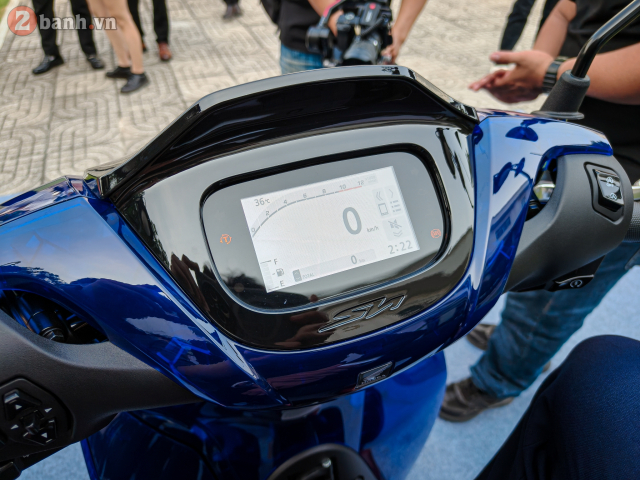 Honda SH150i Vetro Blue 2026 ve Viet Nam gia hon 200 trieu dong Vi sao dan choi xe van xuong tien - 15