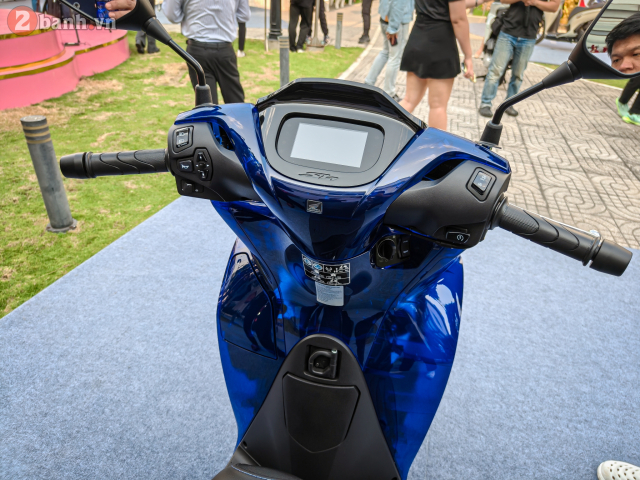 Honda SH150i Vetro Blue 2026 ve Viet Nam gia hon 200 trieu dong Vi sao dan choi xe van xuong tien - 16