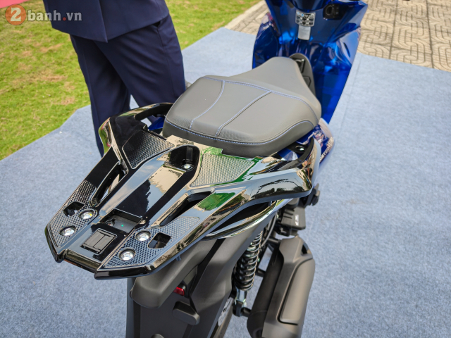 Honda SH150i Vetro Blue 2026 ve Viet Nam gia hon 200 trieu dong Vi sao dan choi xe van xuong tien - 32