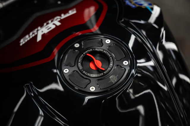Lo dien MV Agusta Brutale 1000 ABT 2027 voi gia ban hon 1 ty dong - 7
