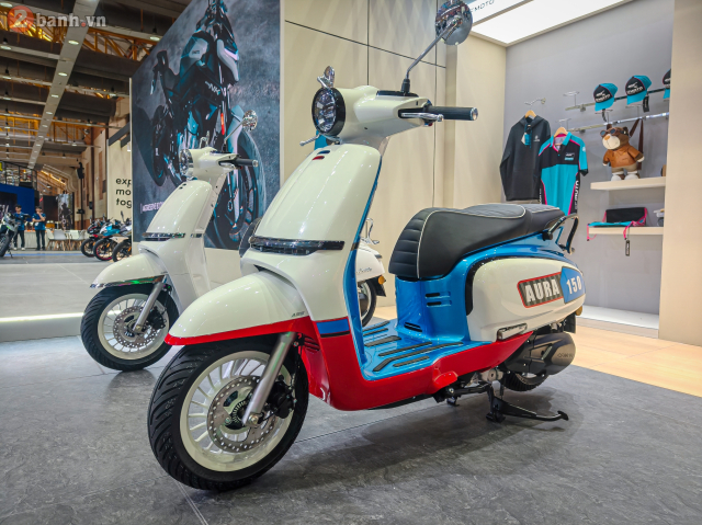Cận cảnh CFMoto Aura 150 tại MMS 2026: Xe ga cổ điển c&oacute; m&agrave;n h&igrave;nh TFT, ABS,  TCS v&agrave; cam h&agrave;nh tr&igrave;nh! | 2banh.vn