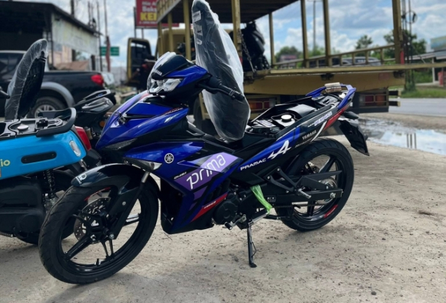 Hinh anh thuc te Yamaha MX King 150 phien ban gioi han chi 2000 chiec tai dai ly - 3