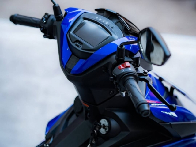 Hinh anh thuc te Yamaha MX King 150 phien ban gioi han chi 2000 chiec tai dai ly - 7