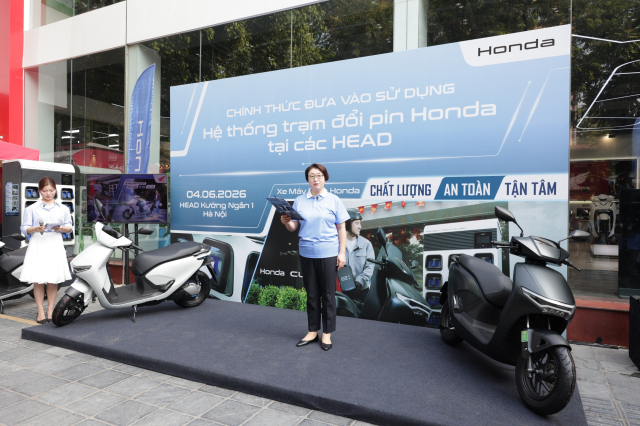 Honda bat dau cuoc choi xe dien thuc su tai Viet Nam voi CUV e UC3 va he thong doi pin toan dien - 3