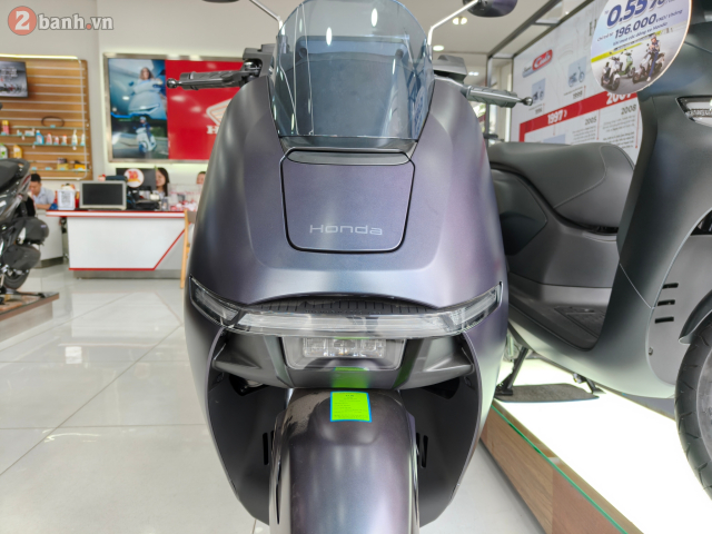 Honda UC3 len ke o cac dai ly Nhap khau tu Thai nhung co gia re hon va phu kien chat hon - 5