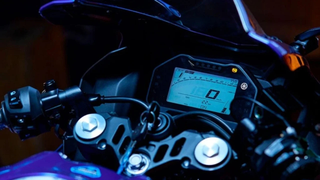 Yamaha am tham dang ky ten goi R2 tren toan cau Manh ghep con thieu giua R15 va R3 dang dan lo dien - 4